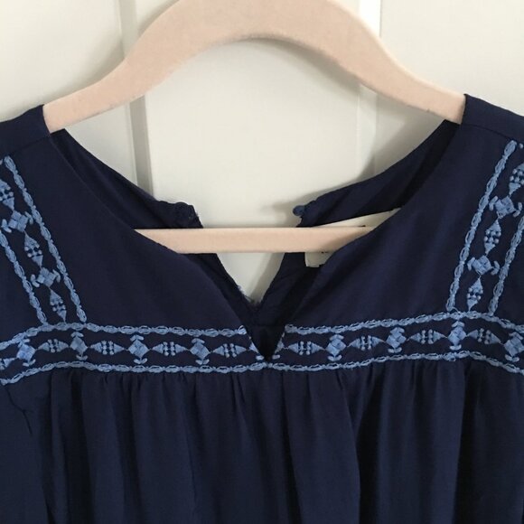 Vineyard Vines Girls Embroidered Dress - Picture 3 of 4